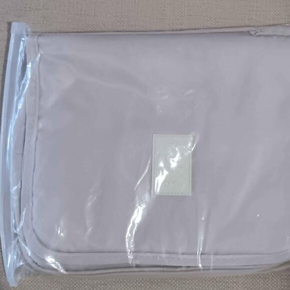 Makeup travel bag CA$20 - Picture 8 of 11